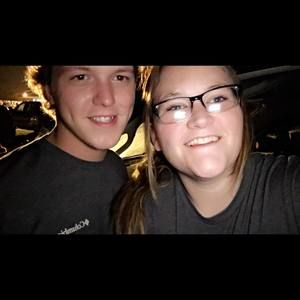 Meet your Posher, Marissa